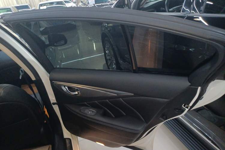 Used Infiniti Q50L 2022 2.0T Enjoyment Edition
