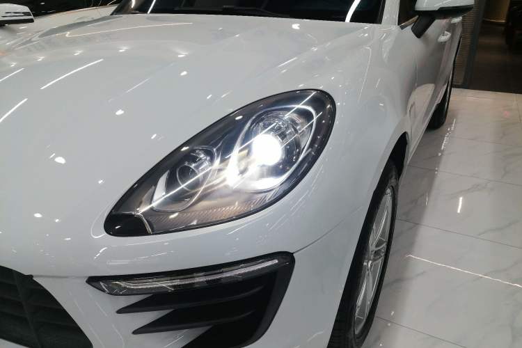 Used Porsche Macan 2016 Macan 2.0T
