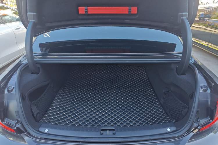 Used Volvo S90 2023 B5 Zhiyuan Luxury Edition
