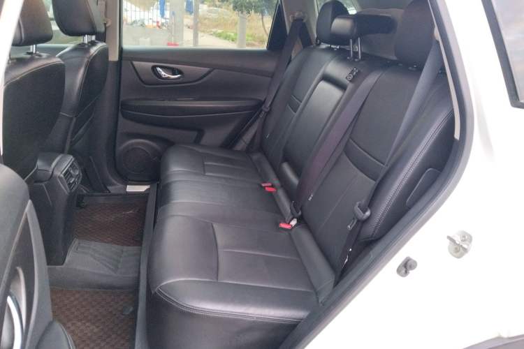 Used Nissan X-Trail 2014 2.0L CVT Comfort Edition 2WD
