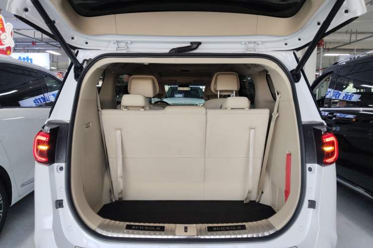 Used Buick GL8 2023 ES Lu Zun Deluxe Model