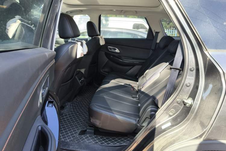 Used Oshan X7 PLUS 2023 Enjoy Edition 1.5T Automatic Prestige 7-Seater
