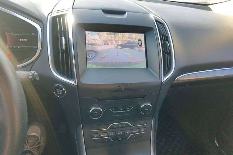 Used Ford Edge 2018 EcoBoost 245 Two-Wheel-Drive Titanium 7-Seater China V Standard
