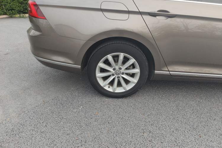 Used Volkswagen Magotan 2019 280TSI DSG Leading Model China VI Standard
