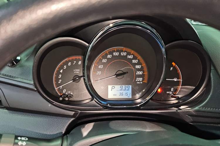 Used Toyota YARiS L 2020 1.5L CVT Leading Edition
