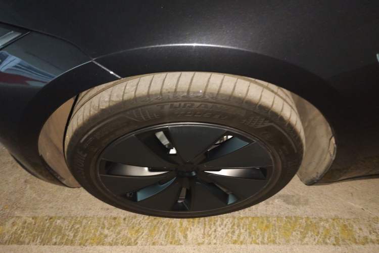 Used Tesla Model 3 2025 Rear-Wheel-Drive Version
