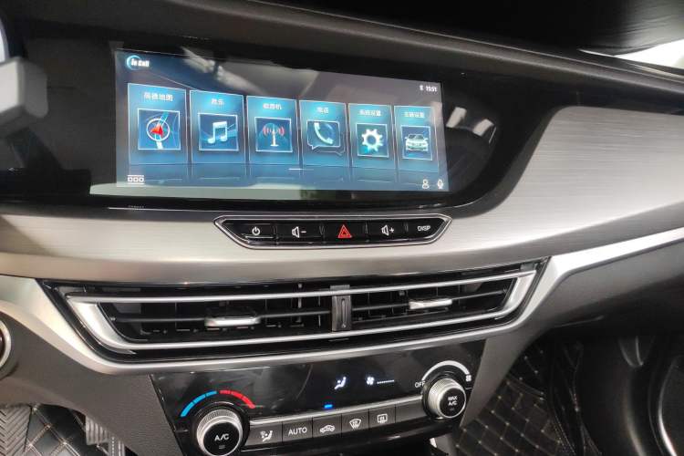 Used Changan Eado 2018 High-Energy Edition 1.6L GDI Manual Pioneer Model China V Standard
