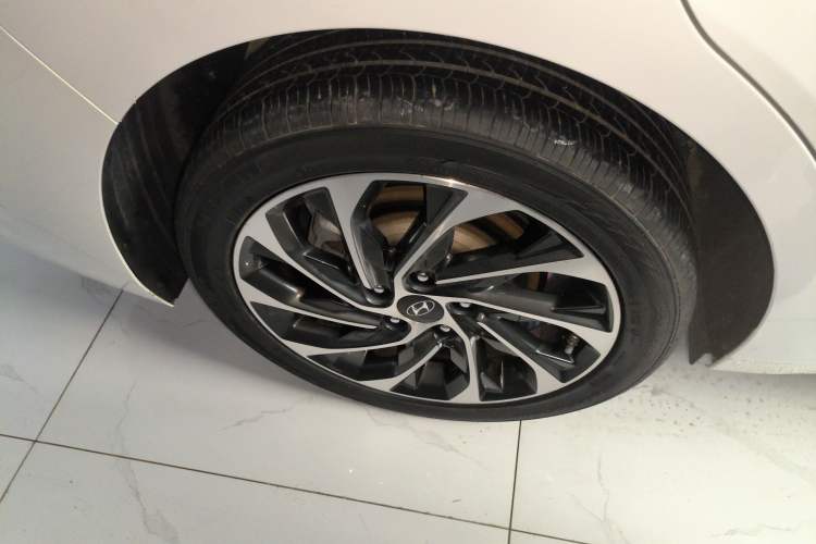 Used Hyundai Elantra 2019 1.4T Dual-Clutch Xuan Dong · Dynamic Model
