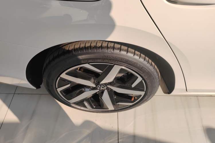 Used Volkswagen Lamando 2022 Lavida L 280TSI DSG Cool & Spicy Edition