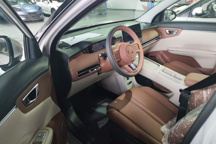 Used Wuling Bingo S 2025 Model 325km Deluxe Edition