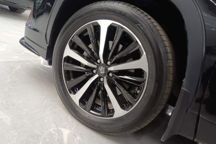 Used Toyota Crown Land Cruiser 2023 2.5L HEV Four-Wheel Drive Flagship Edition
