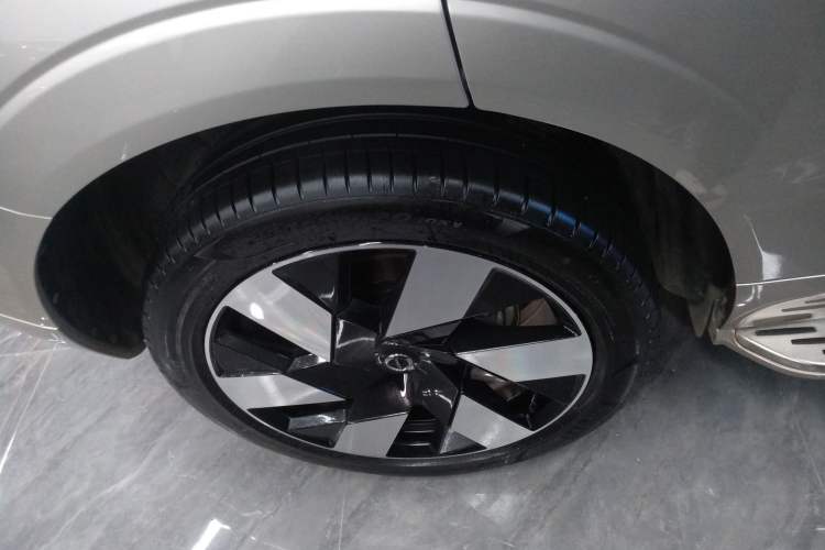 Used Volvo XC60 New Energy 2025 Plug-in Hybrid Long-Range All-Wheel Drive Smart & Luxurious Edition