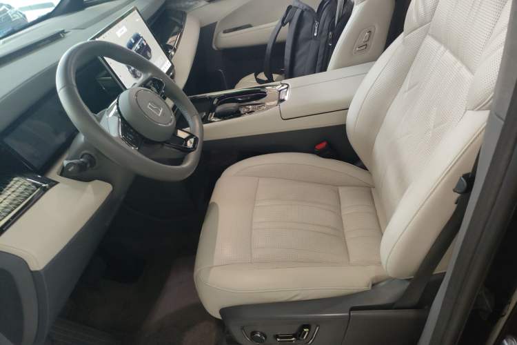 Used Zeekr 009 2022 WE Edition