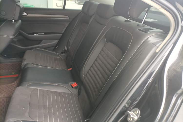 Used Volkswagen Magotan 2020 330TSI DSG Luxury Edition