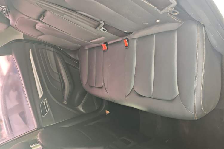 Used Roewe RX3 2018 1.6L Manual Flagship Edition
