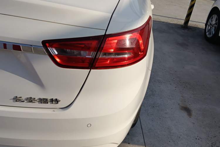 Used Ford Escort 2017 Happiness Edition 1.5L Automatic Fashion Version