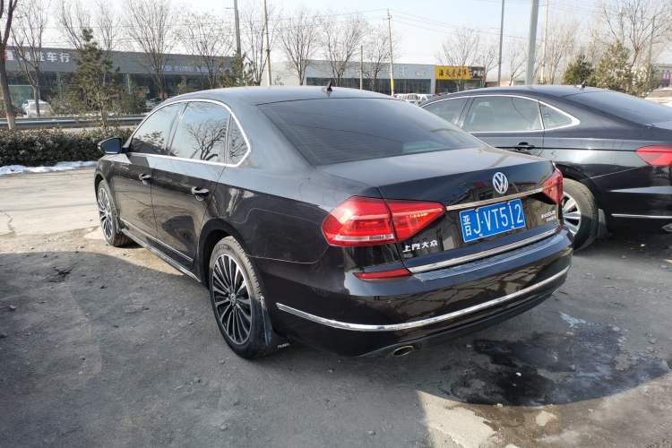 Used Volkswagen Passat 2017 330TSI DSG Luxury Edition
