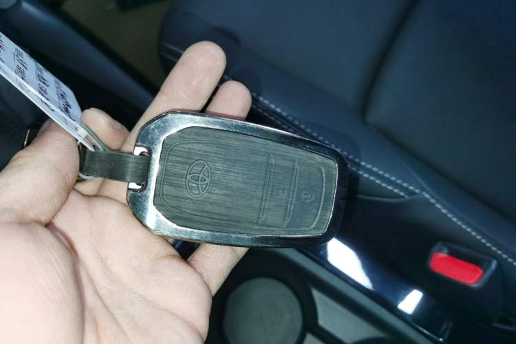 Used Toyota FRONTLANDER 2024 2.0L CVT Luxury Edition