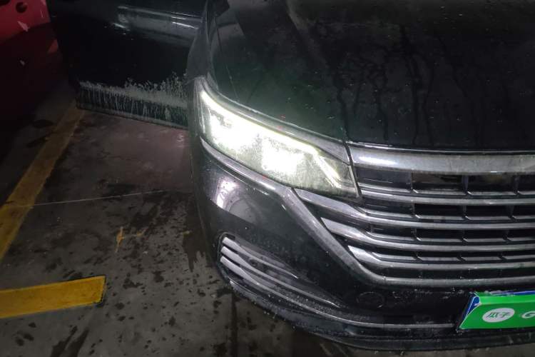 Used Volkswagen Viloran 2023 380TSI Prestige Edition
