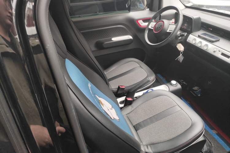 Used Wuling Hongguang MINIEV 2022 GAMEBOY 300km Enthusiast Model with Lithium Iron Phosphate