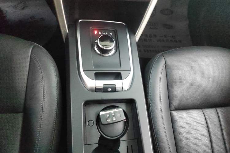 Used Land Rover Discovery Sport 2019 240 PS SE Version China V Standard
