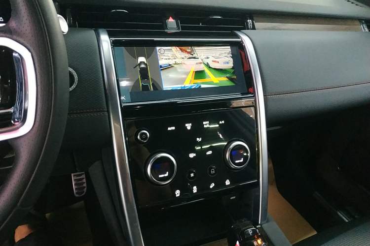 Used Land Rover Discovery Sport 2021 249 PS R-Dynamic SE Performance Tech Edition 5 Seats
