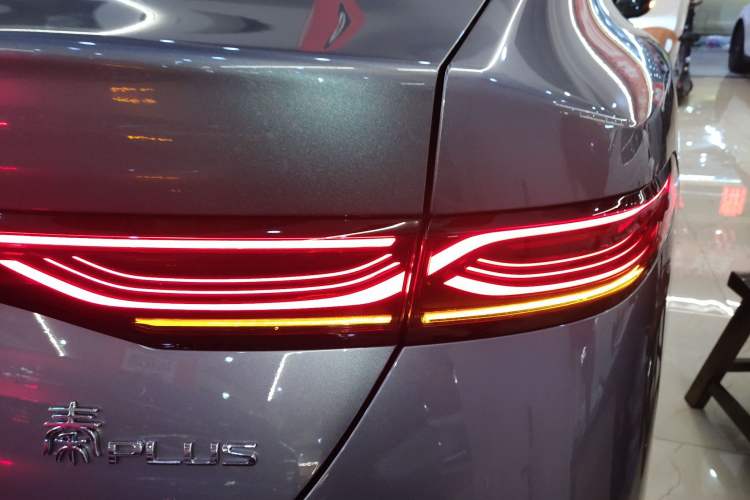 Used BYD Qin PLUS 2025 DM-i Smart Drive 55KM Leading Model
