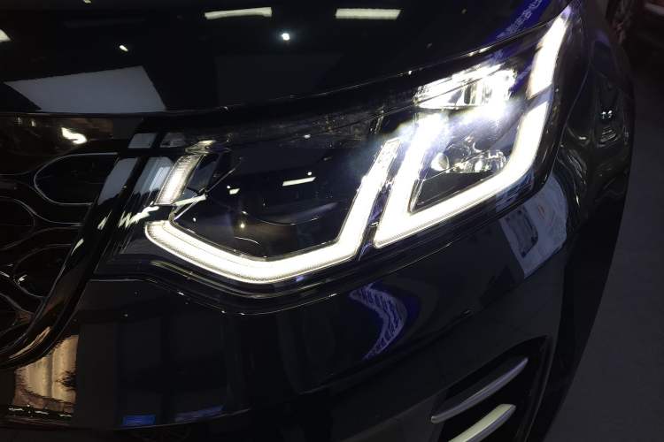 Used Land Rover Discovery Sport 2024 Luxury Custom Edition