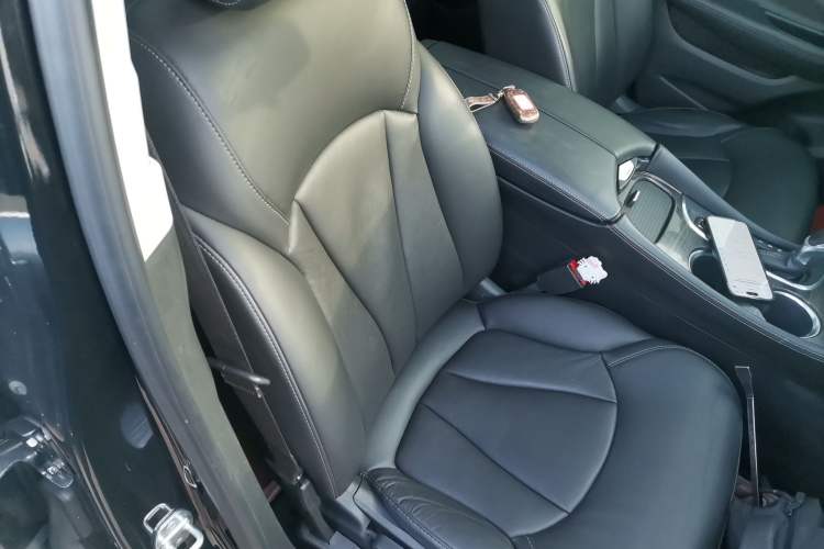 Used Buick Envision 2020 20T Two-Wheel Drive Elite Version