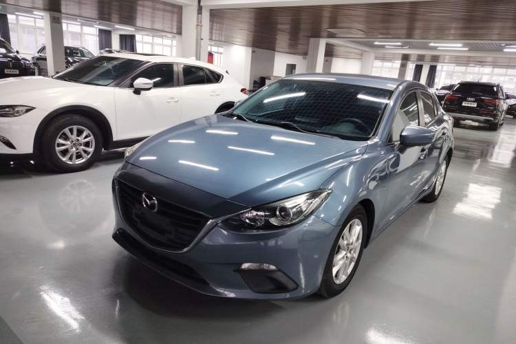 Used Mazda Mazda 3 Axela 2014 Sedan 1.5L Manual Comfort Model