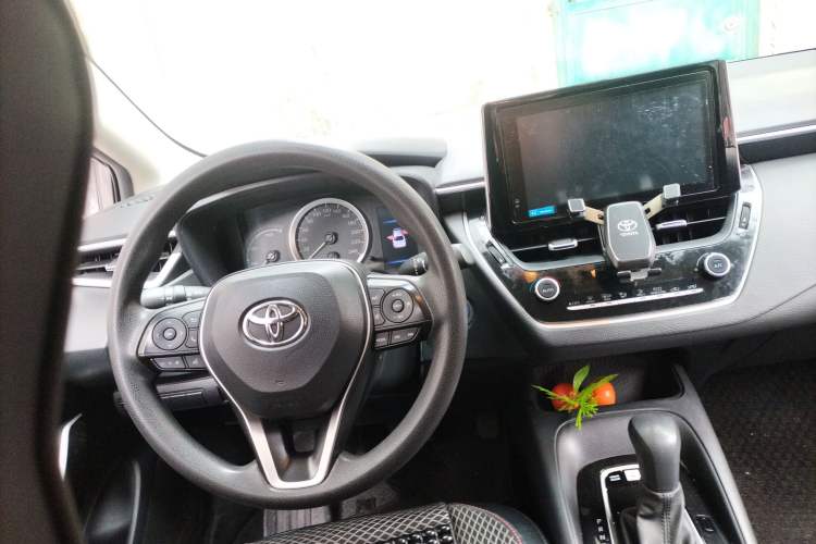 Used Toyota Corolla 2021 Dual-Motor 1.8L E-CVT Elite Edition
