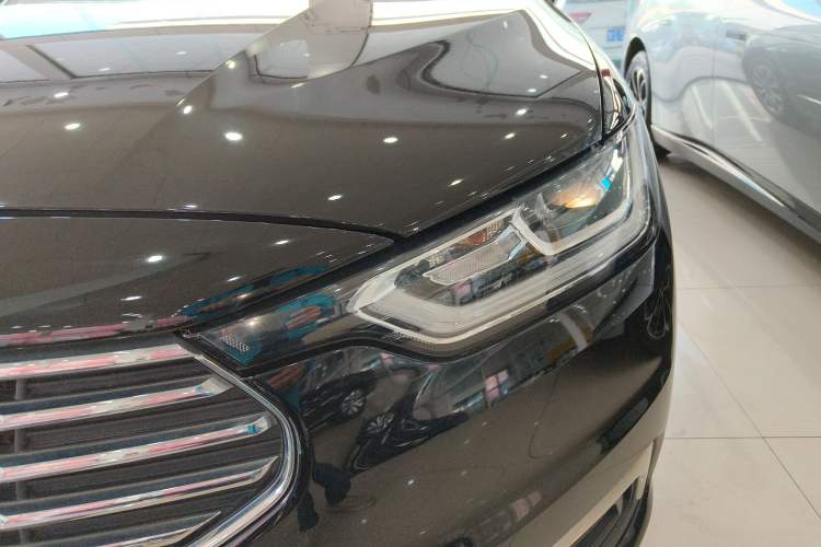 Used Ford Taurus 2019 EcoBoost 245 Comfort Edition
