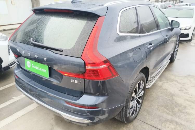 Used Volvo XC60 2023 B5 4x4 Smart Luxury Edition
