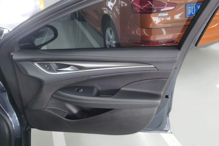 Used Buick LaCrosse 2022 652T Luxury Version
