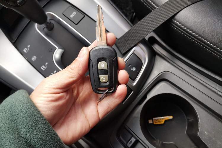 Used Chevrolet Captiva 2014 2.4L 4x4 Flagship Edition 7 Seats