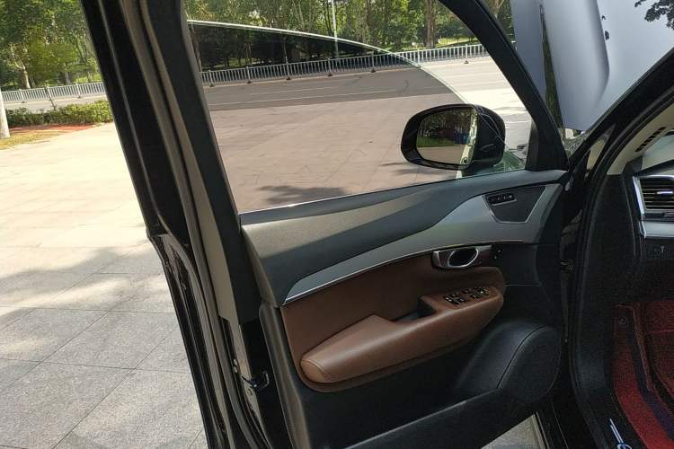 Used Volvo XC90 2019 T5 Zhiyi Edition 7-Seater China VI
