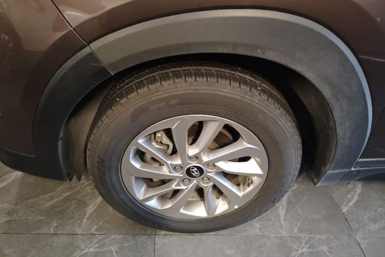 Used Hyundai Tucson 2018 1.6T Dual-Clutch Two-Wheel Drive 15th Anniversary Special Edition