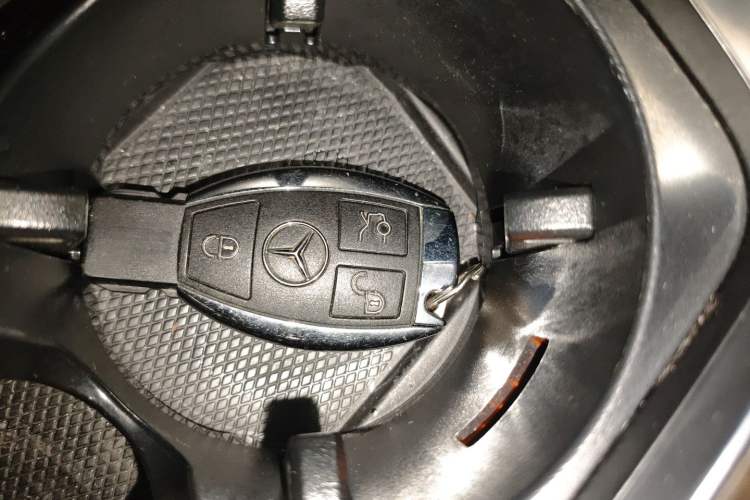 Used Mercedes-Benz GLC 2019 GLC 260 4MATIC Luxury Model
