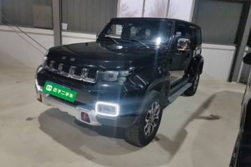 Used  BJ40 2020 2.0T Automatic Four-Wheel Drive Urban Hunter Edition Chivalrous Type