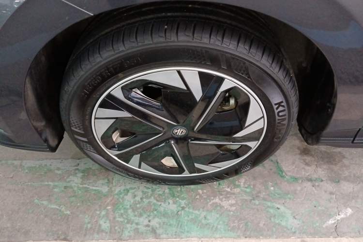 Used MG 4 EV 2023 415 km Range Sea-Faring Champion Edition
