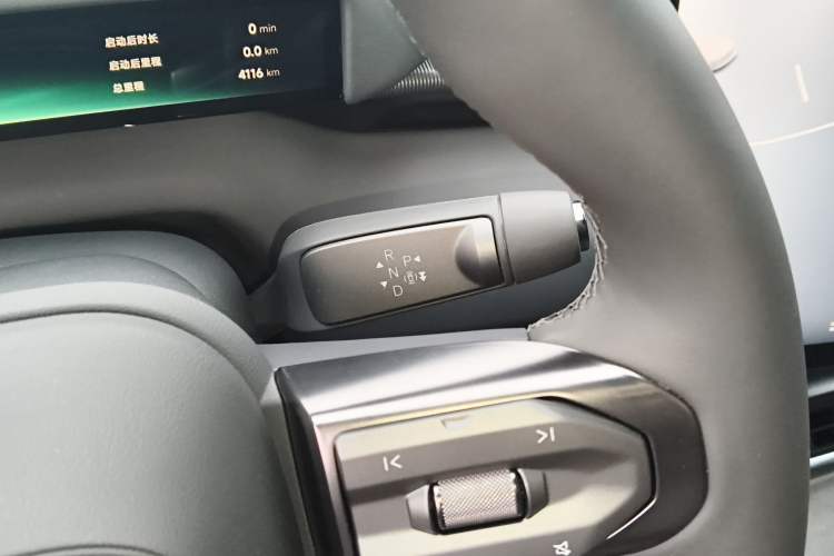 Used XPeng P7 2025 Model—750 All-Wheel-Drive High-Performance Ultra
