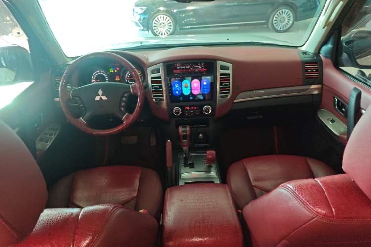 Used Mitsubishi Pajero 2019 3.0L Automatic Standard Edition
