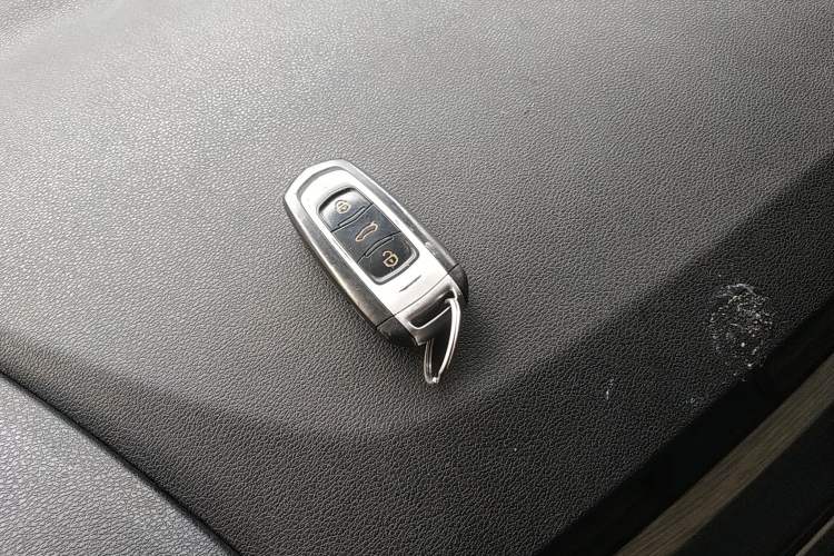 Used Geely Auto Vision X3 2017 1.5L Automatic Prestige Model
