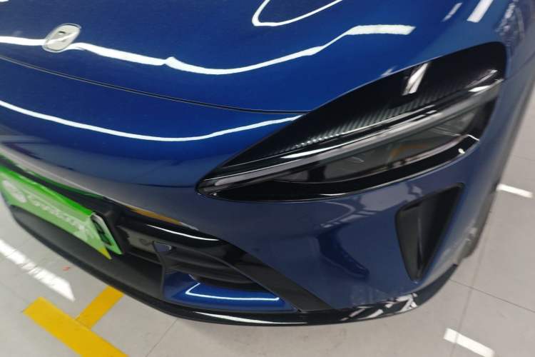 Used  YU7 2025 Ultra-Long Range High-Performance All-Wheel-Drive Max Edition