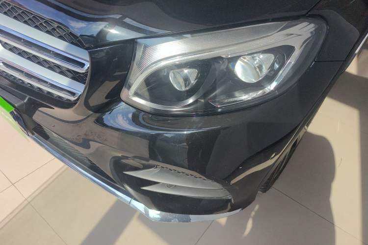 Used Mercedes-Benz GLC 2019 Refreshed GLC 300 L 4MATIC Dynamic Edition
