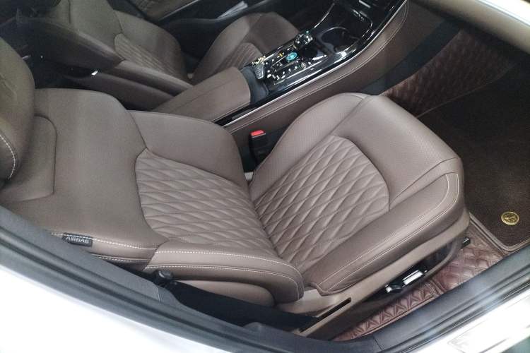 Used BYD Han 2023 EV Champion Edition 605KM Front-Drive Premium Model