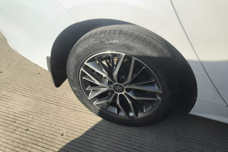 Used BYD Qin PLUS 2021 EV 400KM Luxury Model