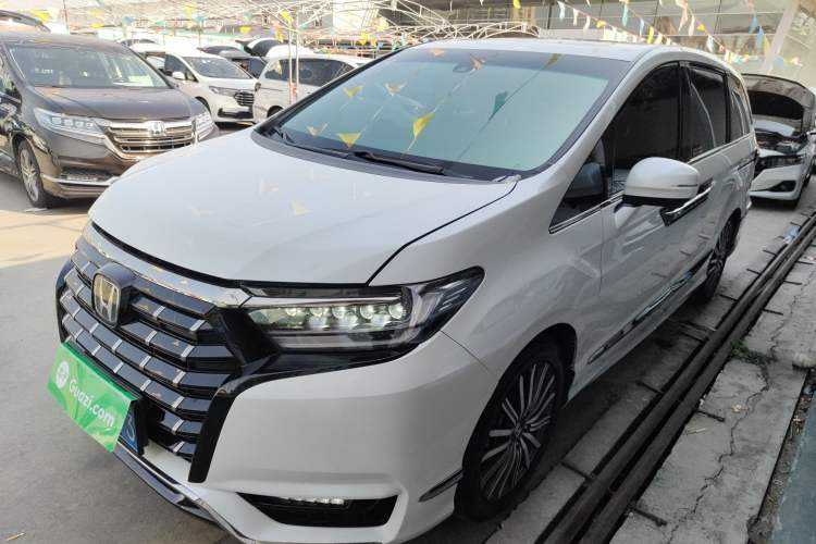 Used Honda Elysion 2022 2.0L eHEV Luxury First Edition