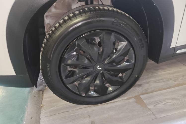 Used Wuling Alvez 2023 1.5L CVT Comfort Edition