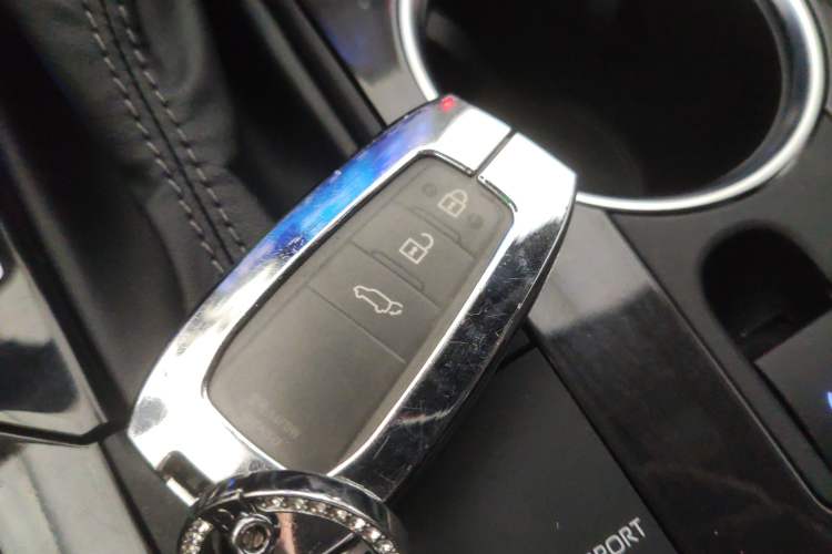 Used Toyota Crown Kluger 2021 2.5L HEV Four-Wheel Drive Premium Edition
